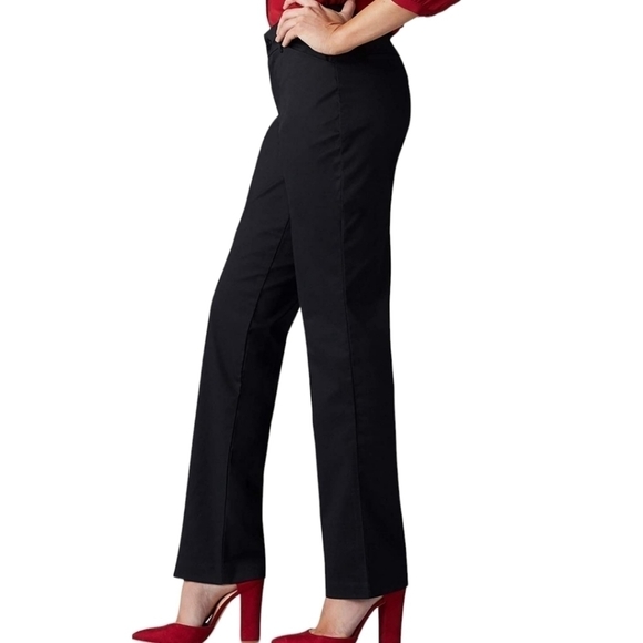 Lee Black Wrinkle‑Free Relaxed Pants Size 2 NWOT - Picture 3 of 10